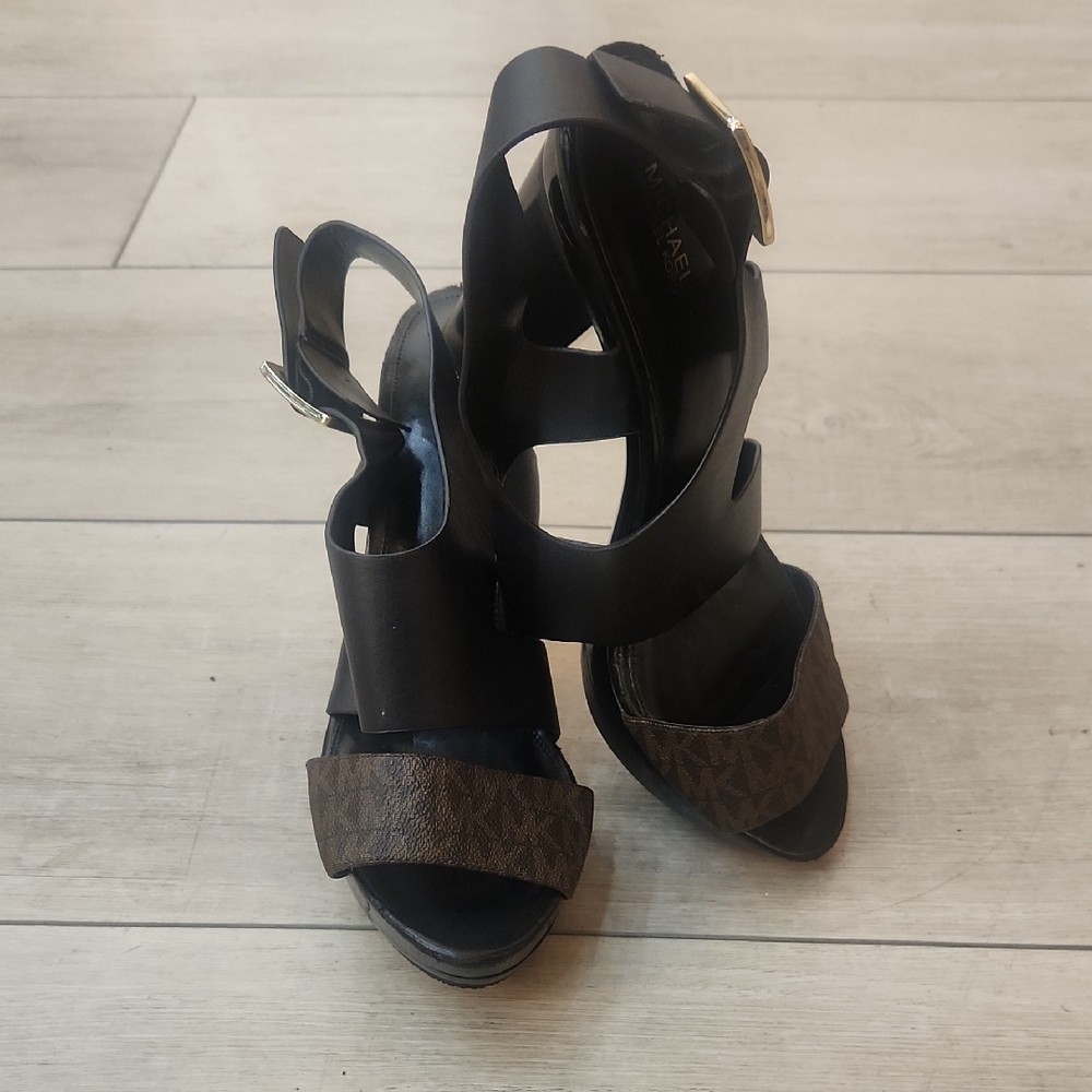 Michael Kors Platform Heels – Black Leather & MK Logo Strap – Women’s Size10 - Picture 6 of 7